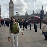 ¡Hola! Soy Arancha, estudiante de segundo de bachillerato, y ofrezco clases particulares de latín